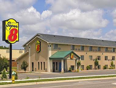 威尔马速8酒店 Willmar 外观 照片