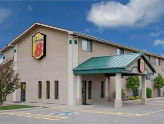 威尔马速8酒店 Willmar 外观 照片